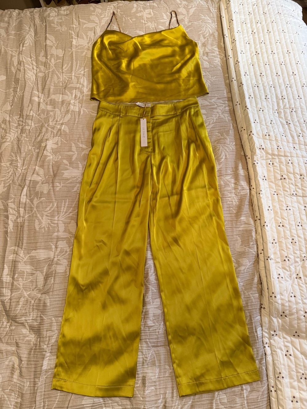 House of Harlow 1960 Satin Wide-Leg Pants in Chartreuse